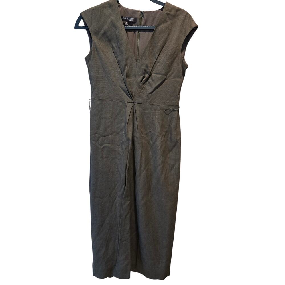Calvin Klein NWT Archipelago Crepe Sleeveless Dress Cinched V-Neck 4 Brown